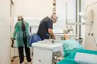 Atención al paciente en la clínica dental de Pamplona