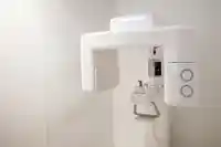 Sala del escáner extraoral en la clínica de Tafalla